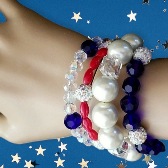 NWT Hand Crafted Boho Beaded Faux Pearl and Rhinestone Wrap Bracelet - Picture 2 of 12